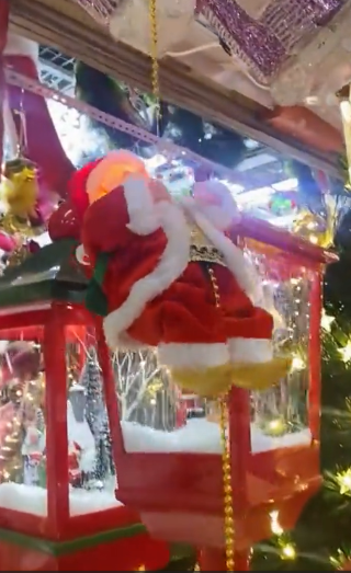 Santa Claus Escalador Con Musica Navideña